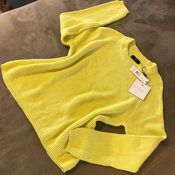 ❌ SOLD 🌟 Tahari Sunshine Yellow Sweater | Size M Top Shirt Blouse Tunic - Picture 2 of 6